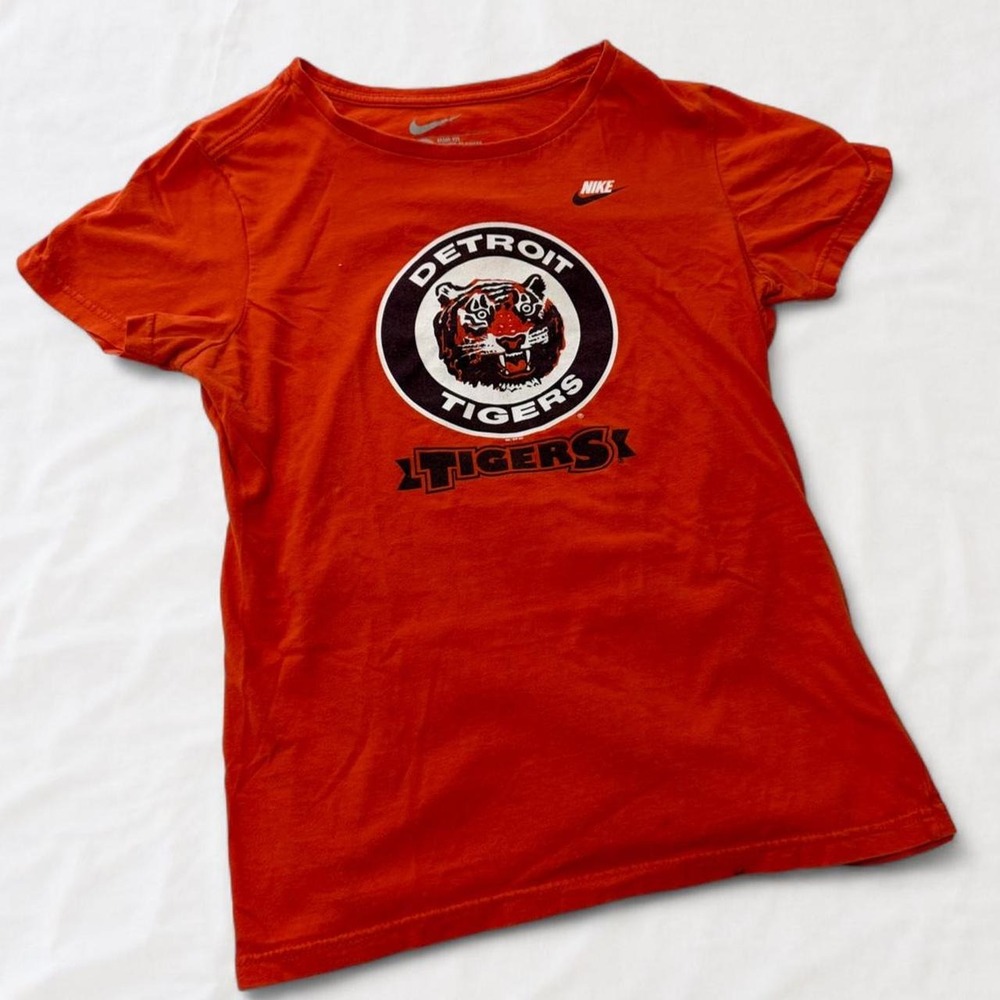Nike Detroit Tigers Orange Graphic T-Shirt Slim Fit Women's Medium